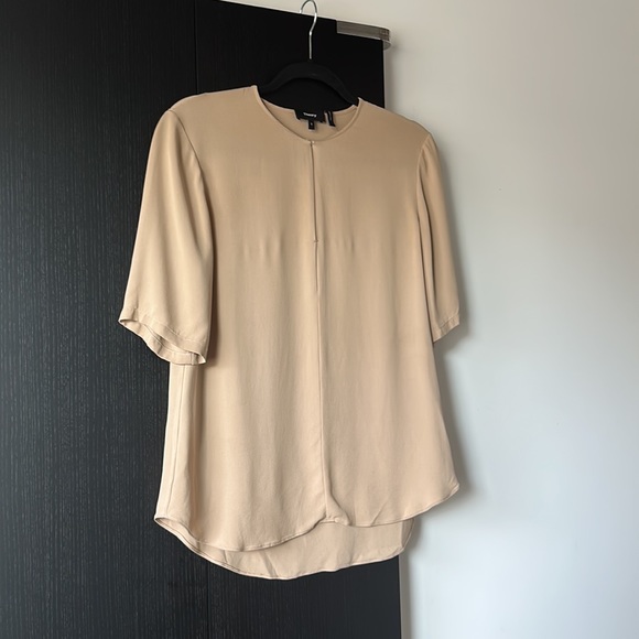 Theory 100% silk top - beige Small - Picture 3 of 9